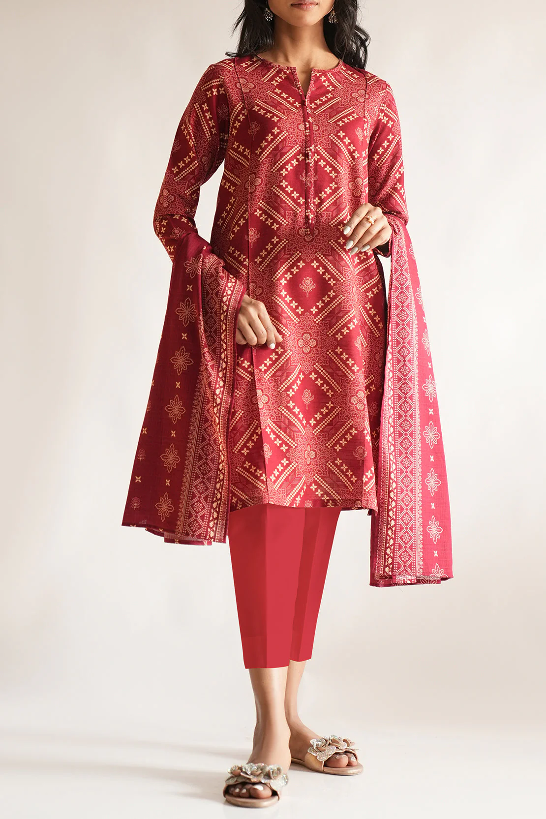 Unstitched Printed Cotton Khaddar 3 Piece - Image 2