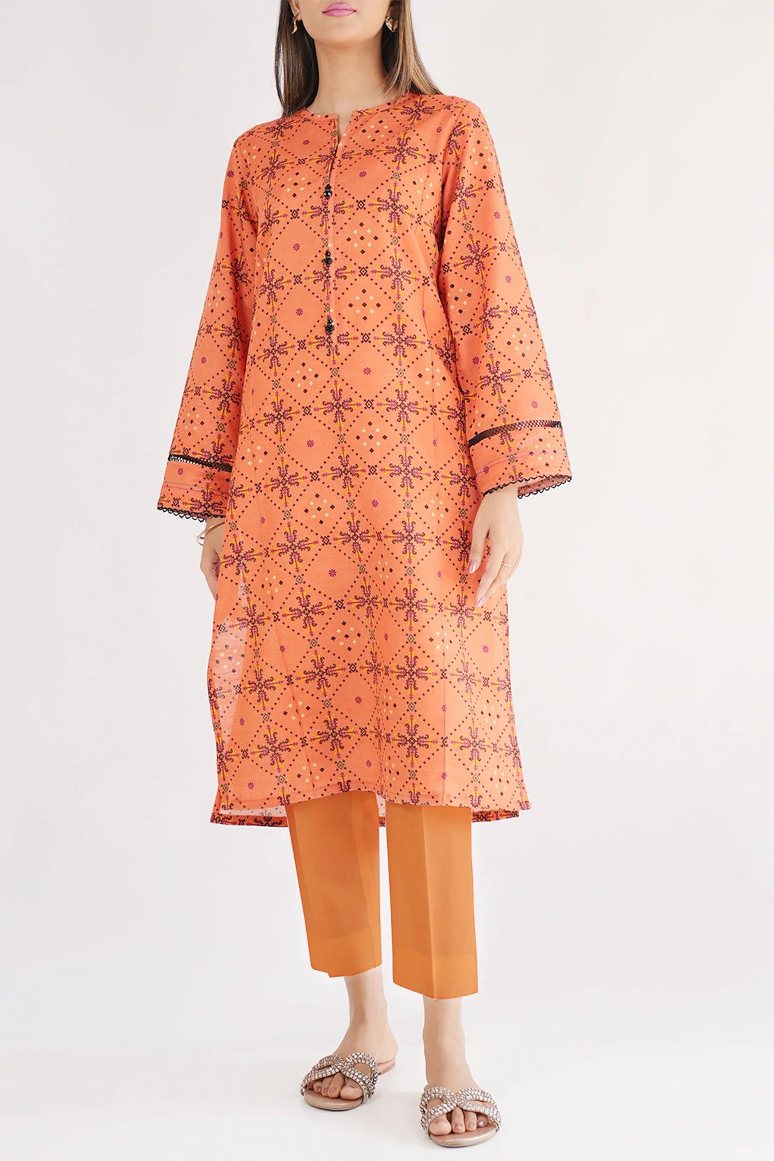 Unstitched Printed Cotton Khaddar 3 Piece - Image 2