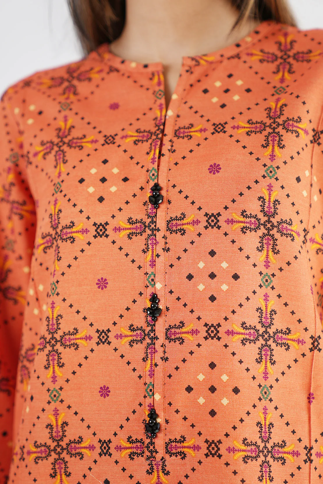 Unstitched Printed Cotton Khaddar 3 Piece - Image 4