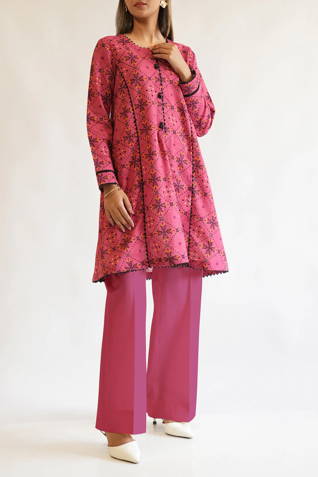Unstitched Printed Cotton Khaddar 3 Piece - Image 3