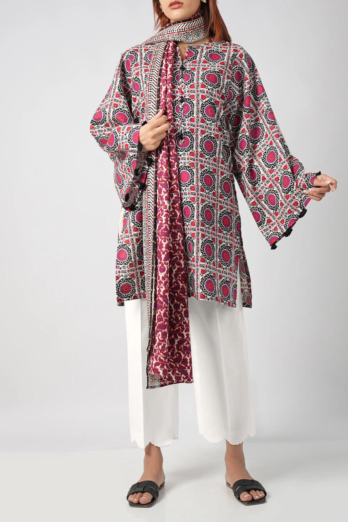 Unstitched Printed Cotton Khaddar 3 Piece - Image 2