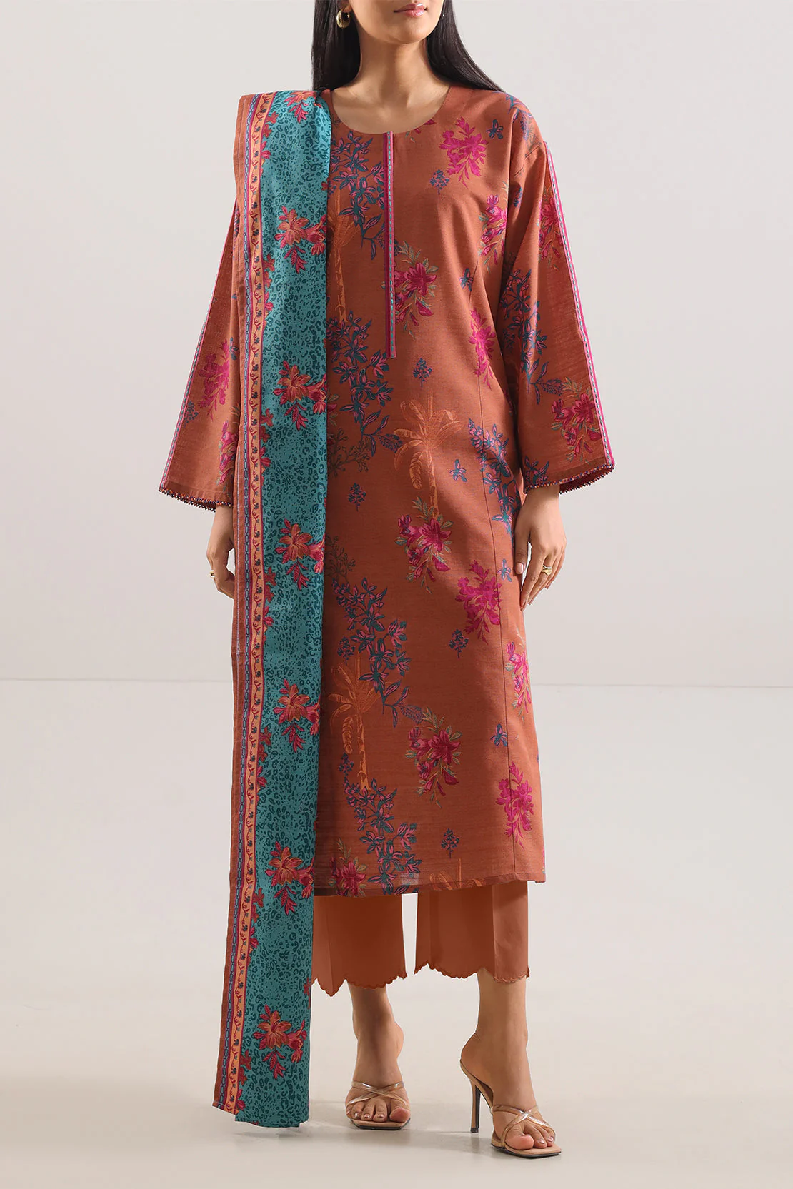 Unstitched Printed Cotton Khaddar 3 Piece - Image 2