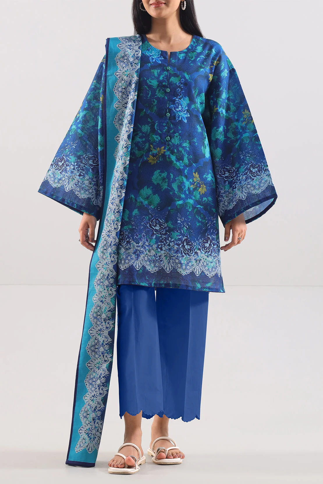 Unstitched Printed Cotton Khaddar 3 Piece - Image 2