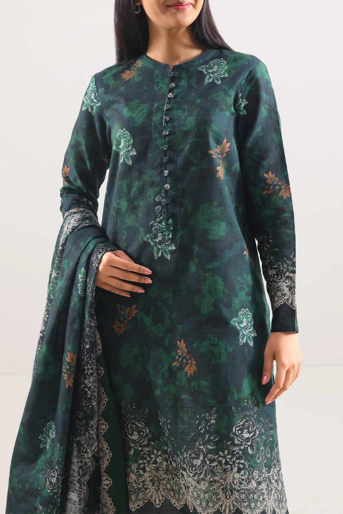 Unstitched Printed Cotton Khaddar 3 Piece - Image 4