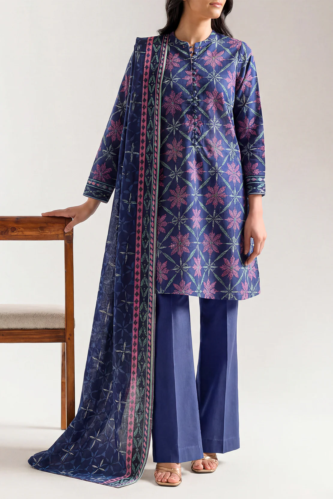 Unstitched Printed Cotton Khaddar 3 Piece