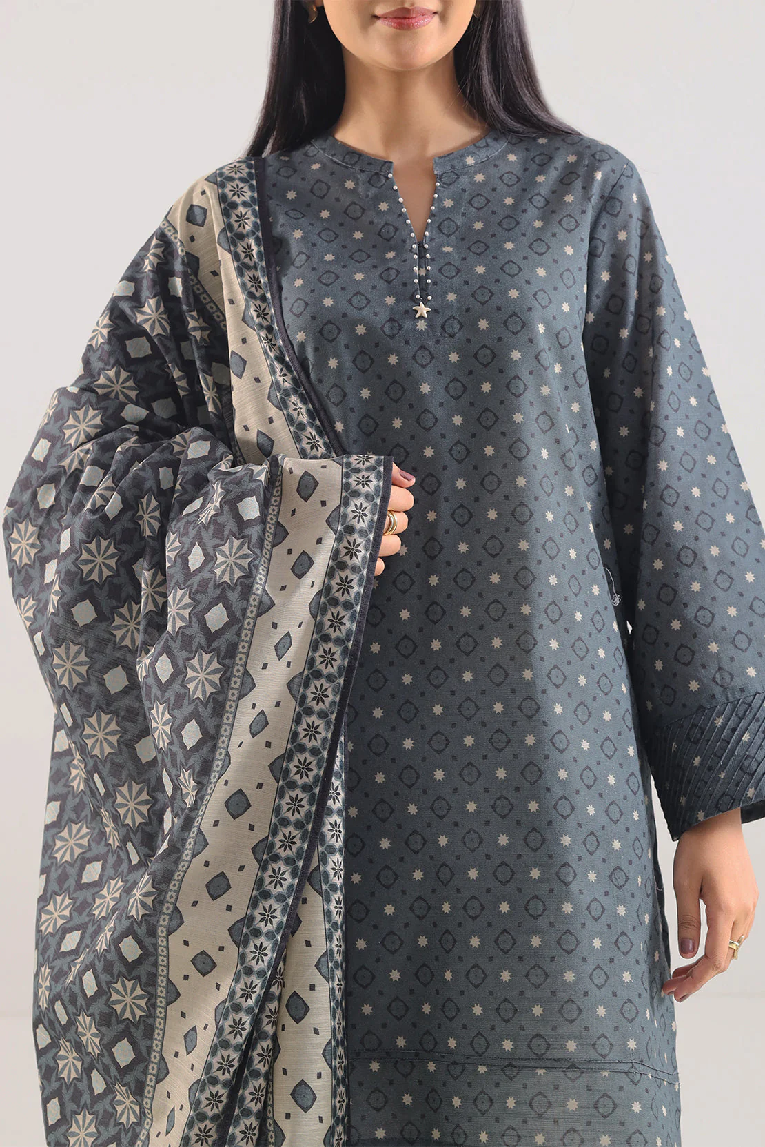 Unstitched Printed Cotton Khaddar 3 Piece - Image 2