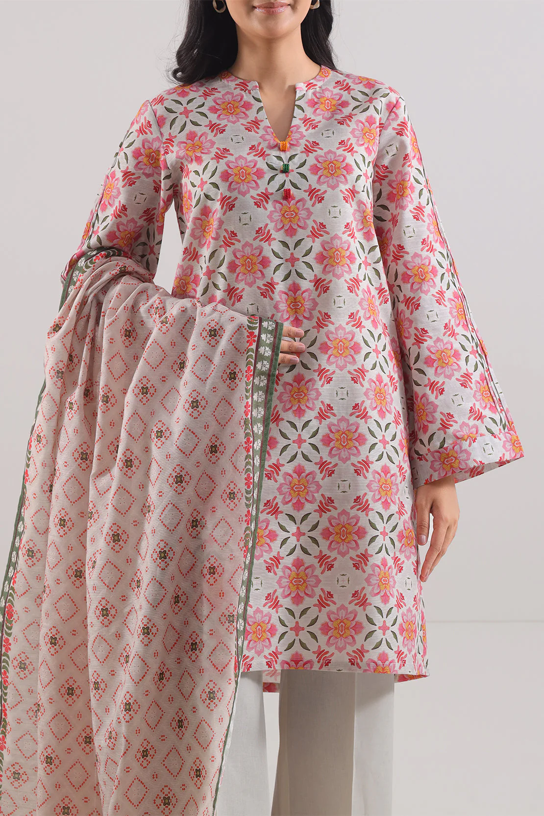 Unstitched Printed Cotton Khaddar 3 Piece - Image 2