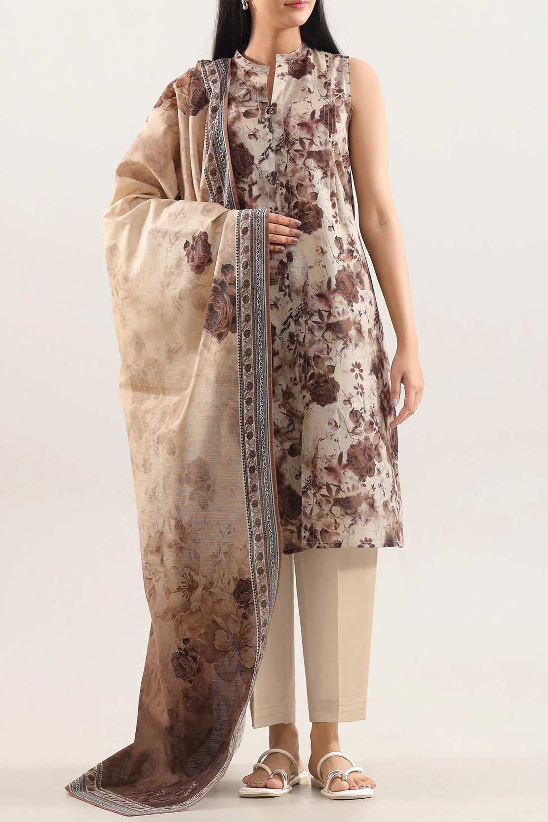 Unstitched Printed Warm Khaddar 3 Piece - Image 3