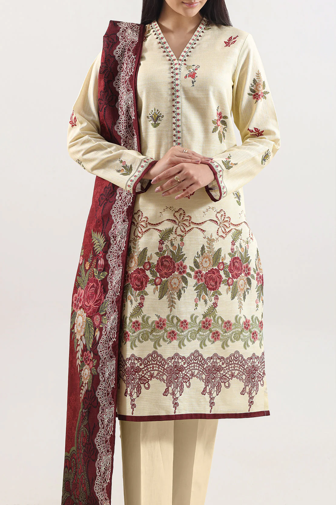 Unstitched Printed Warm Khaddar 3 Piece - Image 2