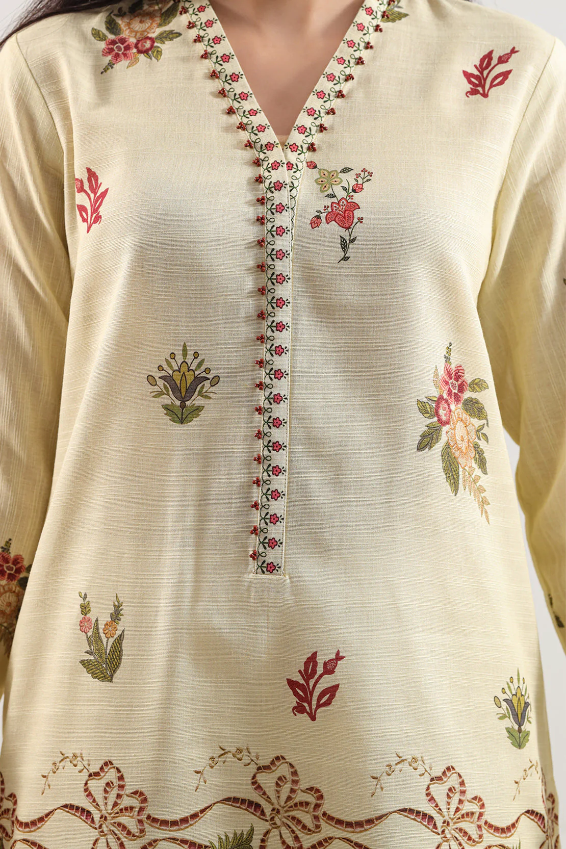 Unstitched Printed Warm Khaddar 3 Piece - Image 3