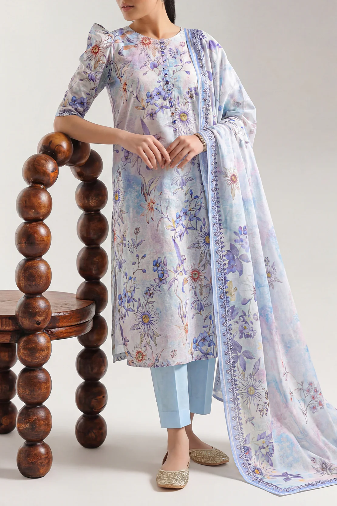 Unstitched Printed Cotton Khaddar 3 Piece - Image 3