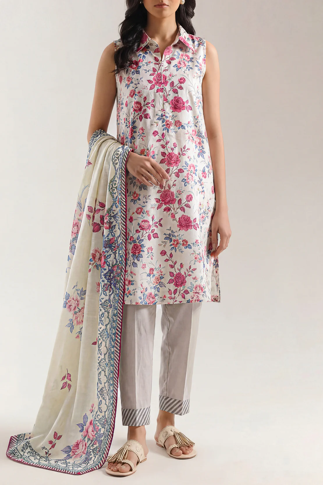 Unstitched Printed Cotton Khaddar 3 Piece