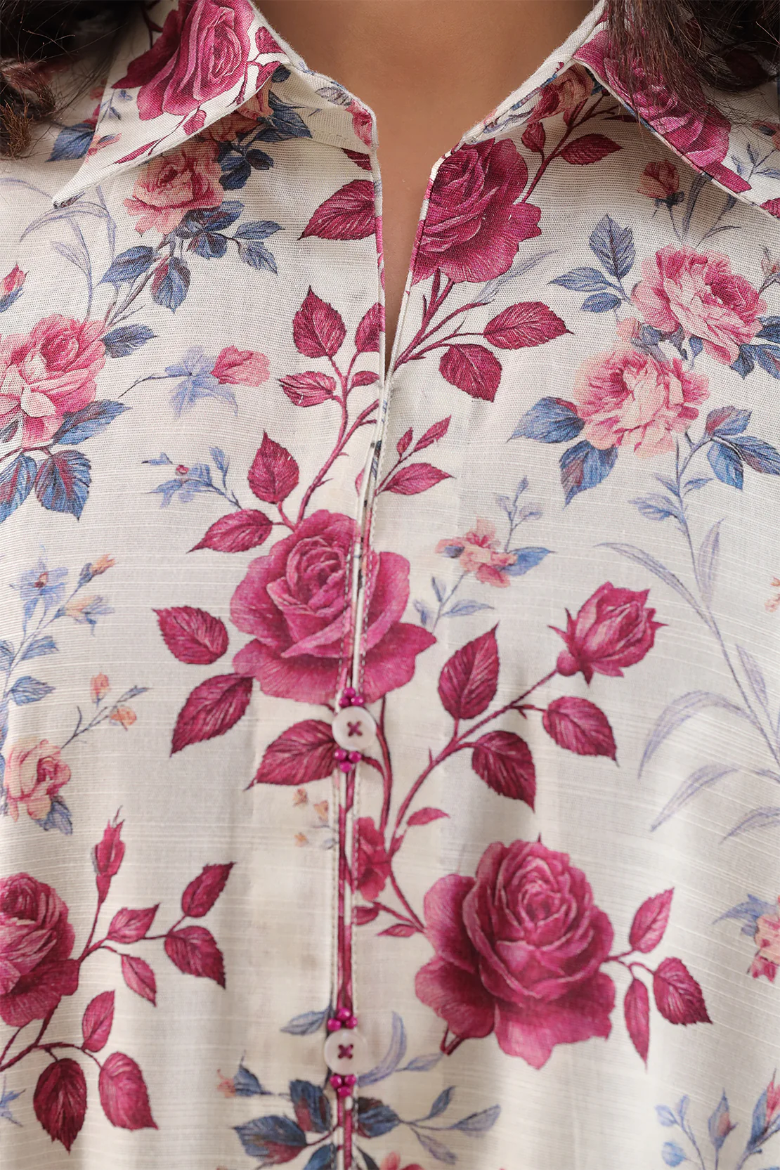 Unstitched Printed Cotton Khaddar 3 Piece - Image 4