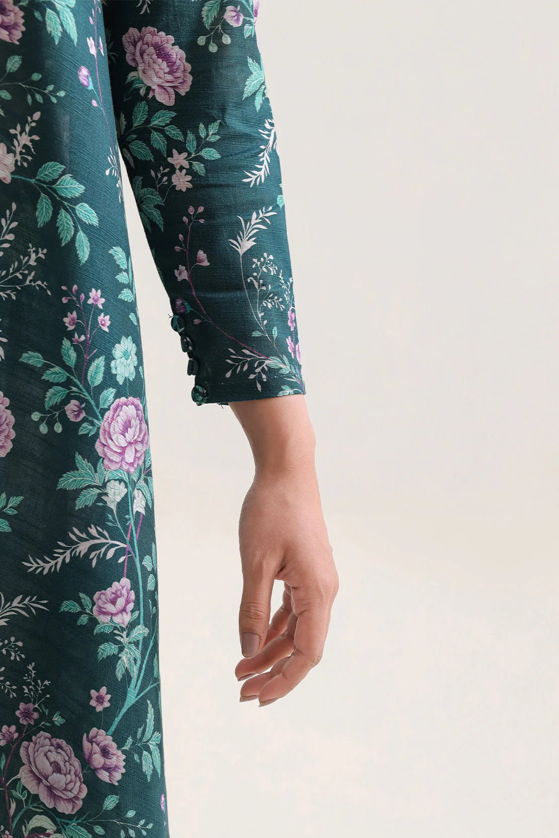 Unstitched Printed Cotton Khaddar 3 Piece - Image 5