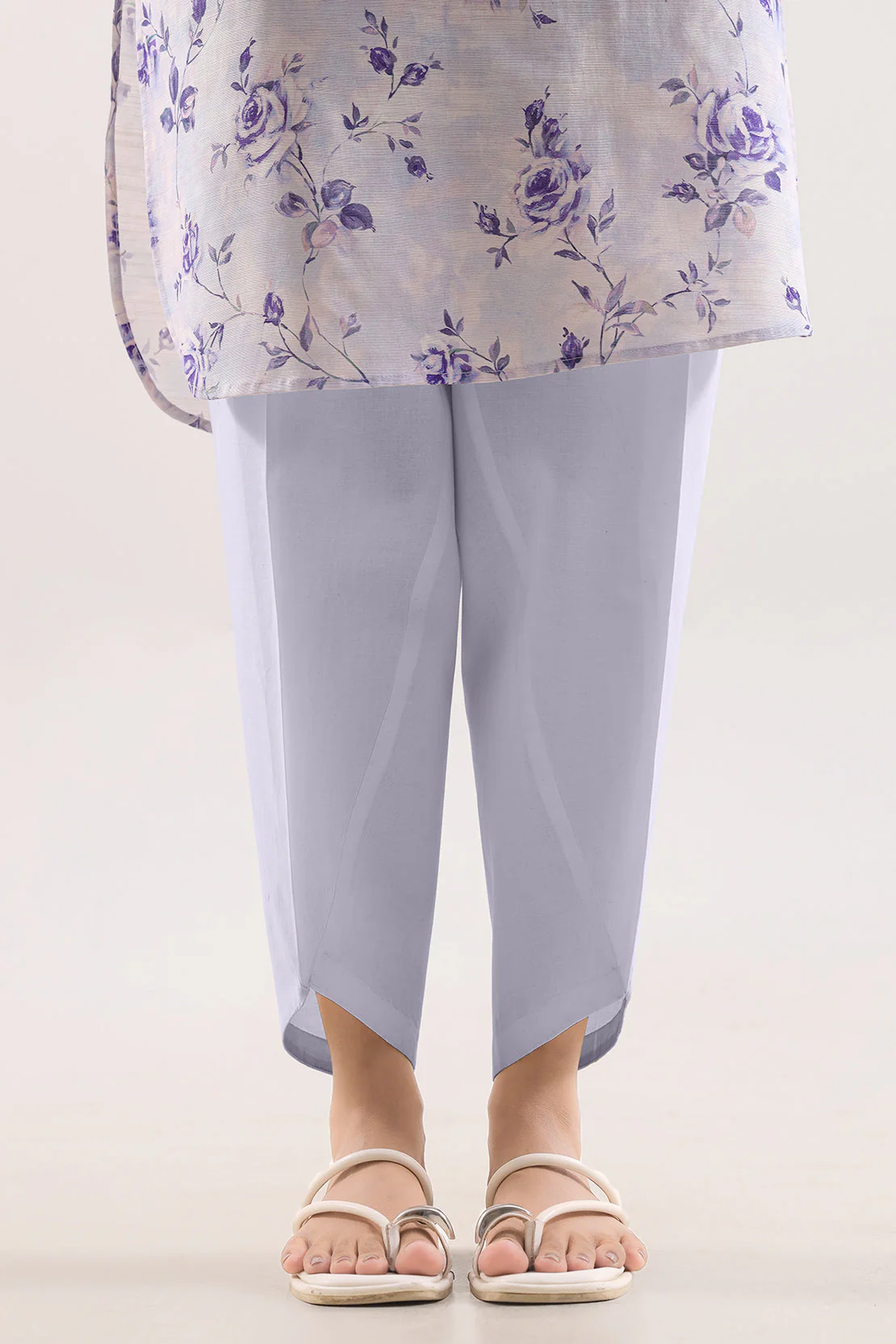 Unstitched Printed Cotton Khaddar 3 Piece - Image 5