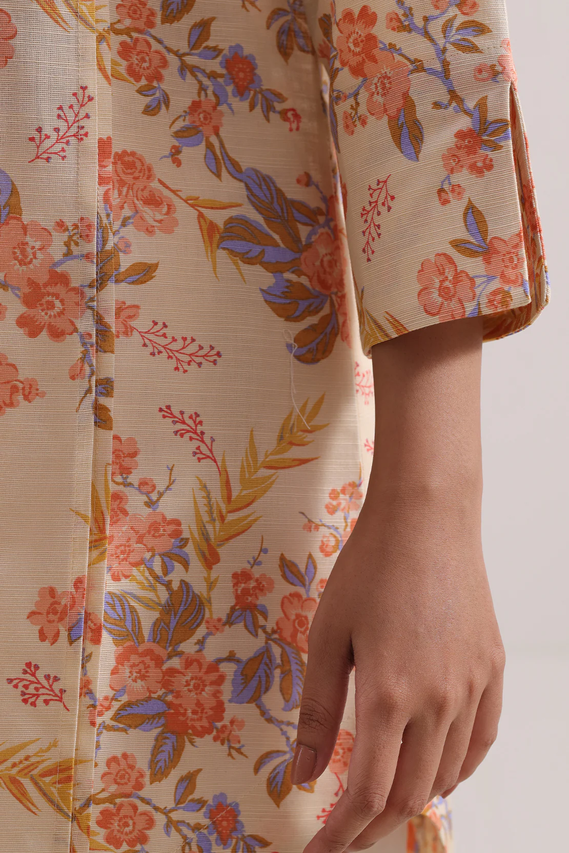 Unstitched Printed Warm Khaddar 3 Piece - Image 5
