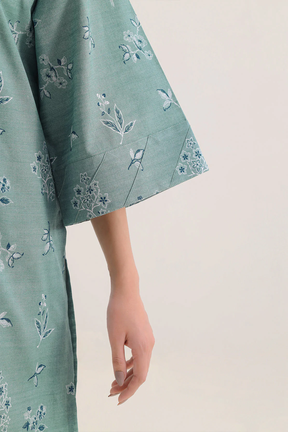 Unstitched Printed Warm Khaddar 3 Piece - Image 5