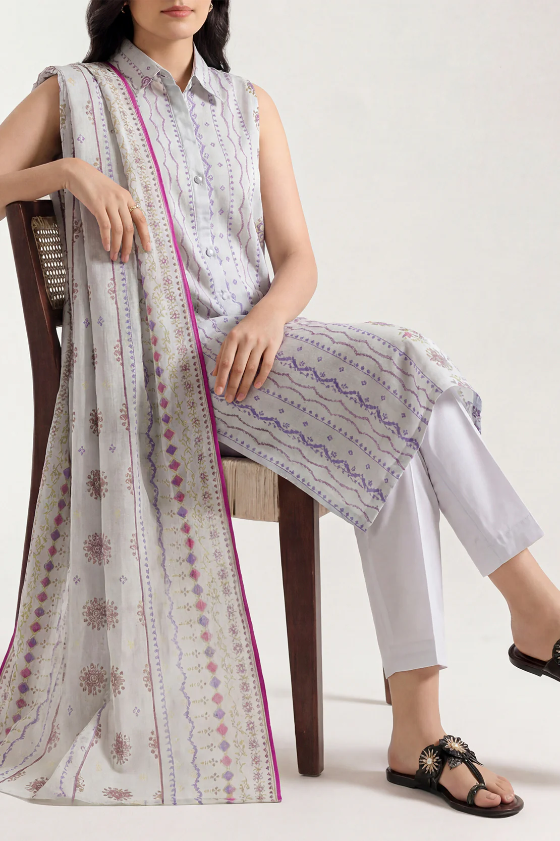 Unstitched Printed Warm Khaddar 3 Piece