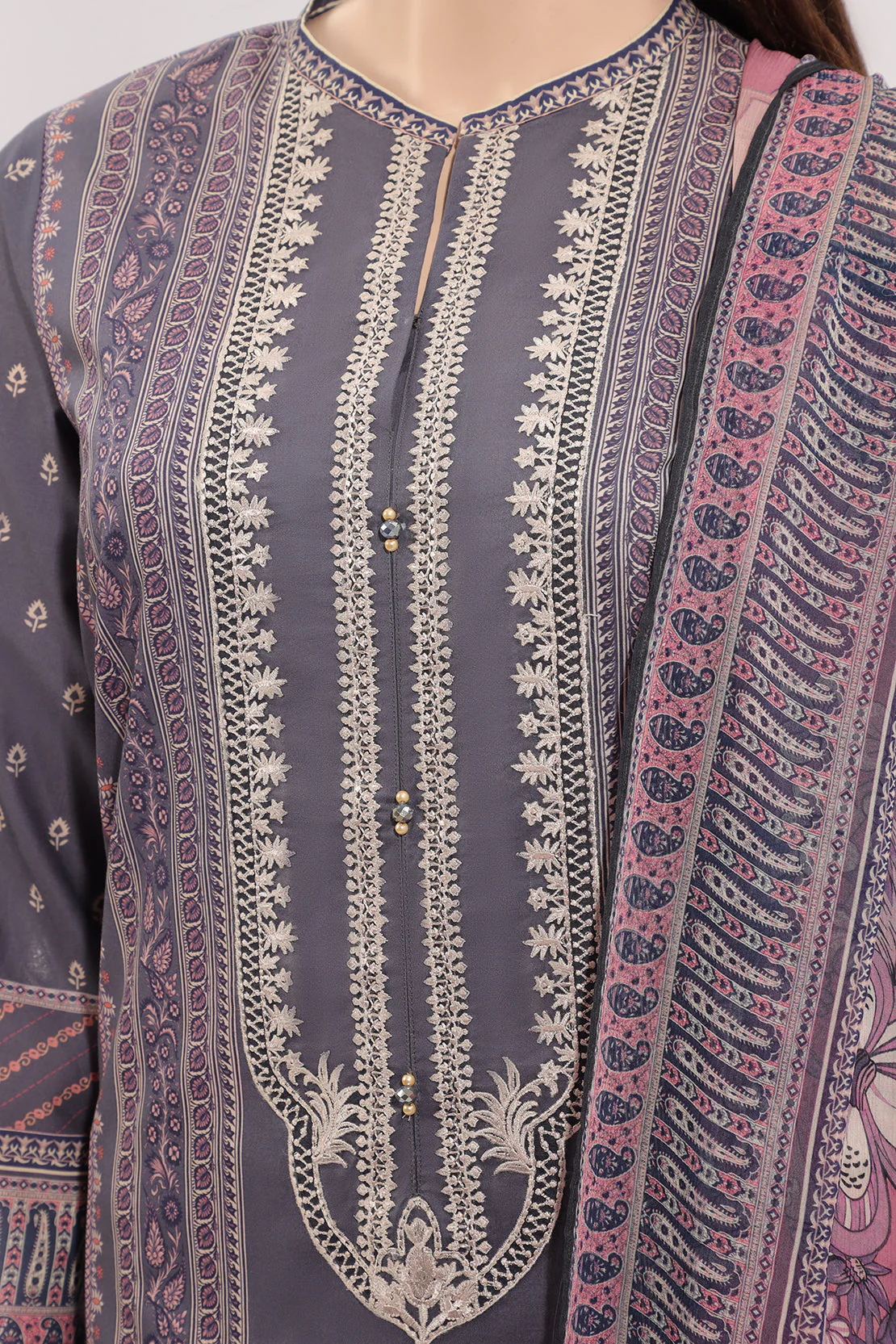 Unstitched Printed Emb Lawn 3 Piece With Chiffon Dupatta - Image 3
