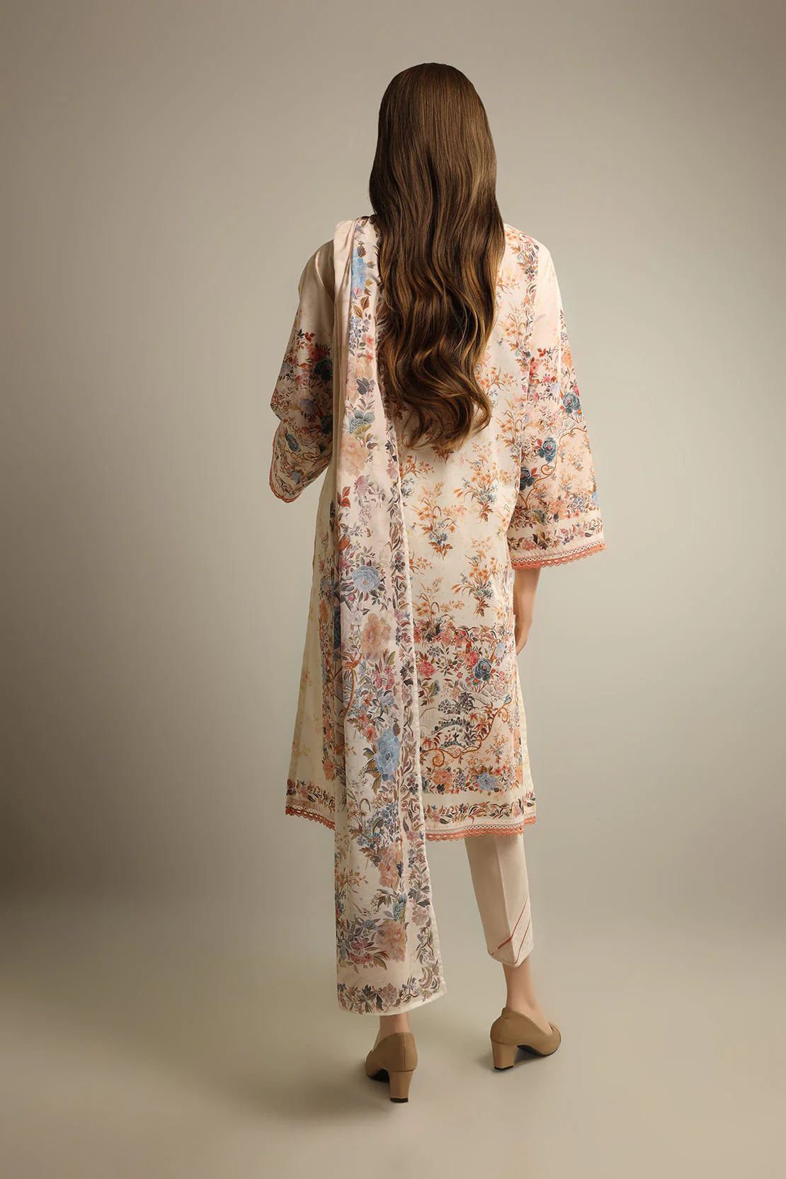 Unstitched Printed Emb Lawn 3 Piece With Cotton Net Dupatta - Image 2