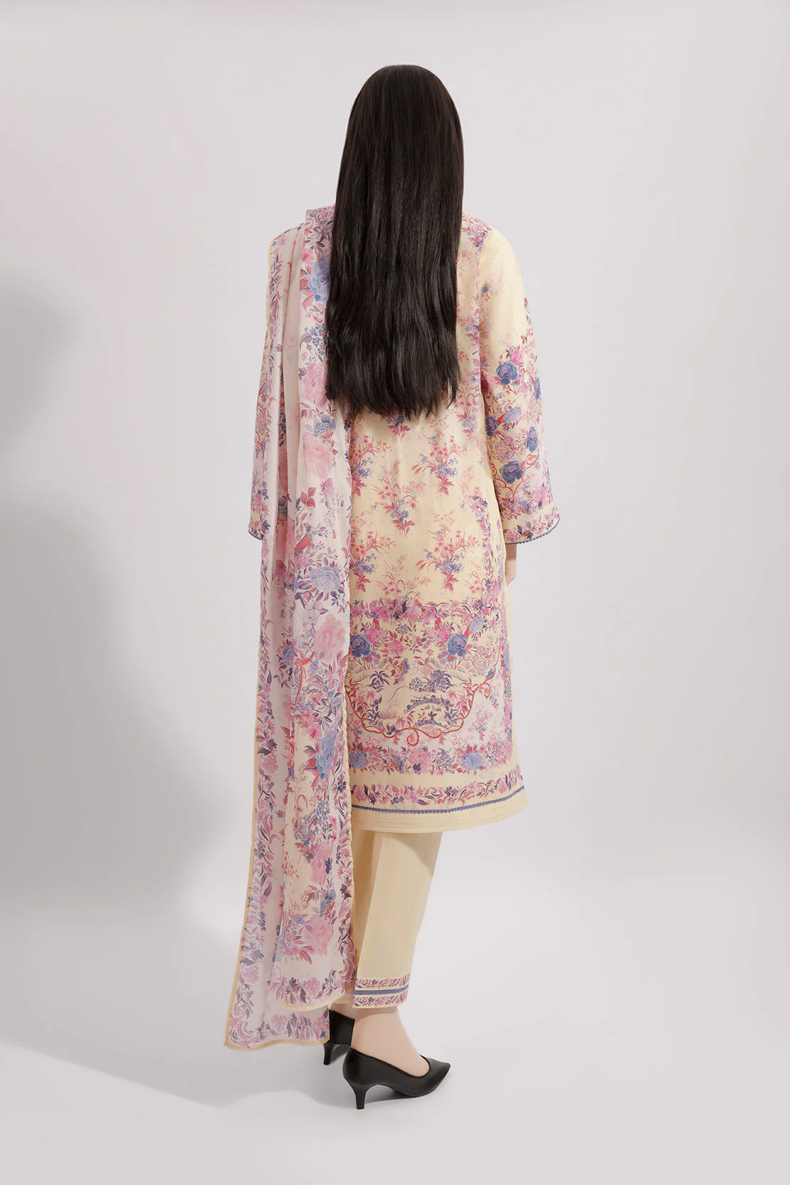 Unstitched Printed Emb Lawn 3 Piece With Cotton Net Dupatta - Image 2