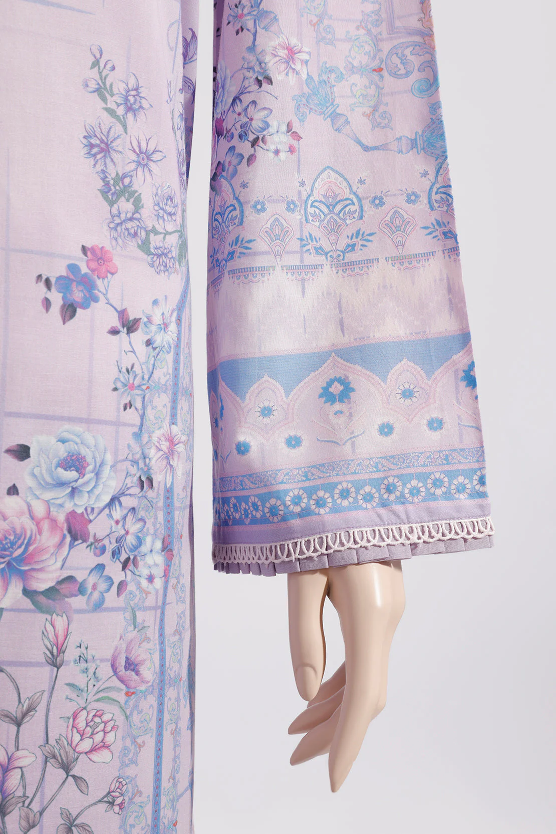 Unstitched Printed Emb Lawn 3 Piece With Cotton Net Dupatta - Image 4