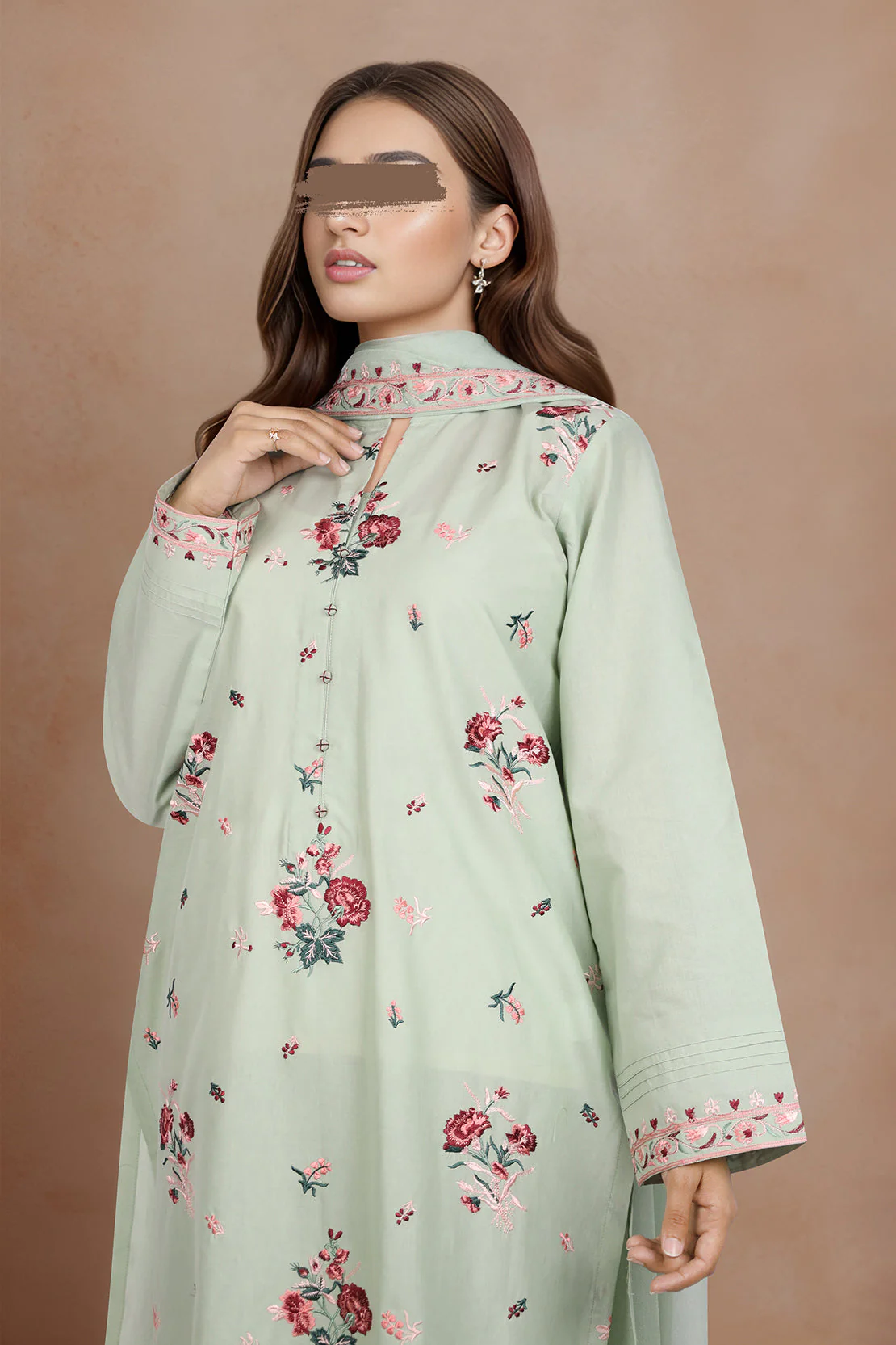 Unstitched Printed Embroidered Cambric 3 Piece with Chiffon Dupatta - Image 4