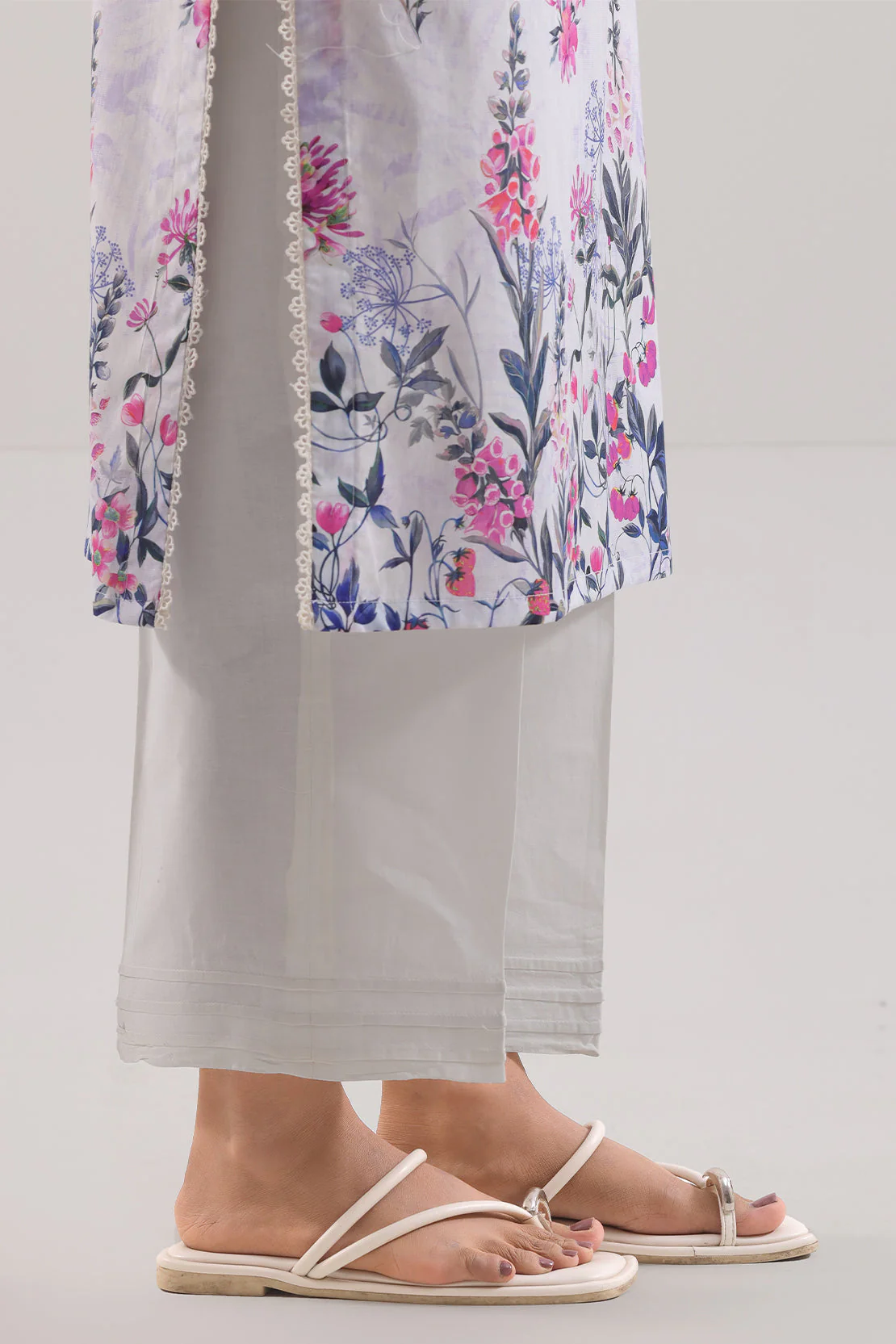 Unstitched Printed Embroidered Cotton Tencel 3 Piece - Image 5
