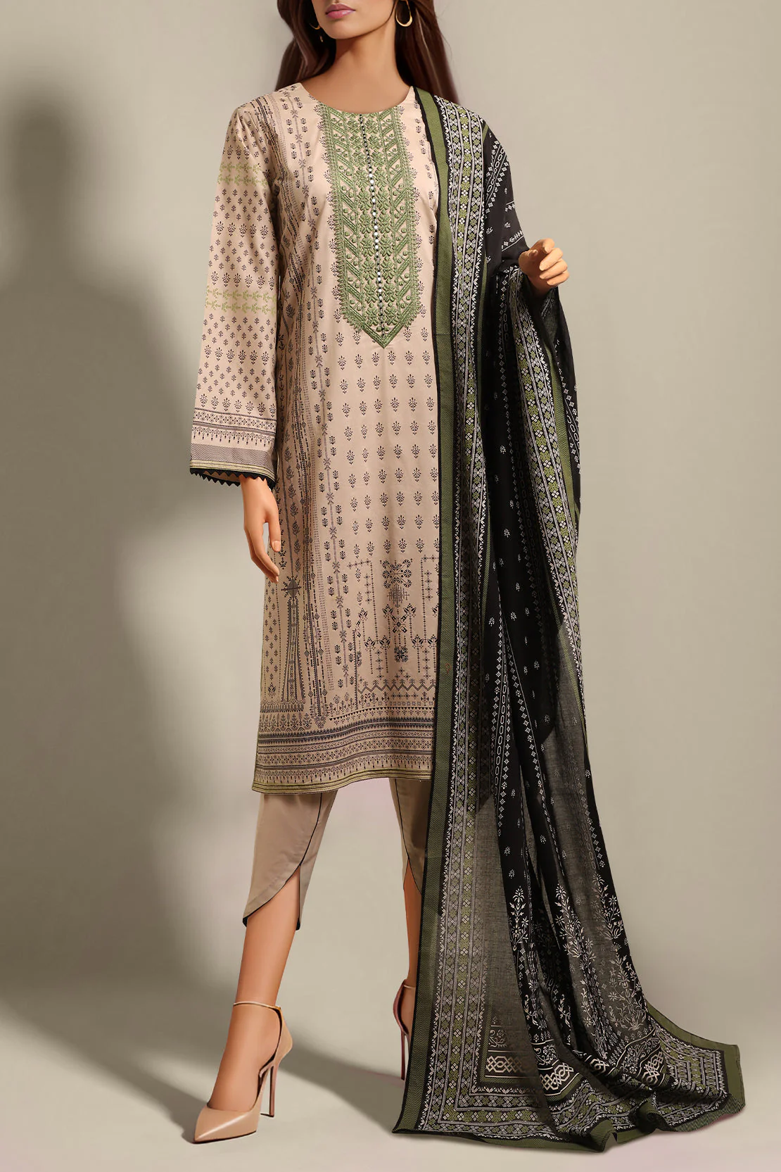 Unstitched Printed Embroidered Lawn 2 Piece (Shirt/Dupatta)