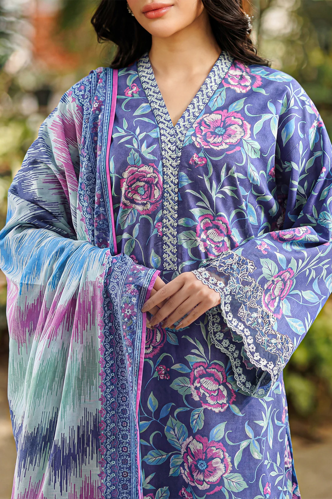 Unstitched Printed Embroidered Lawn 2 Piece (Shirt/Dupatta) - Image 2