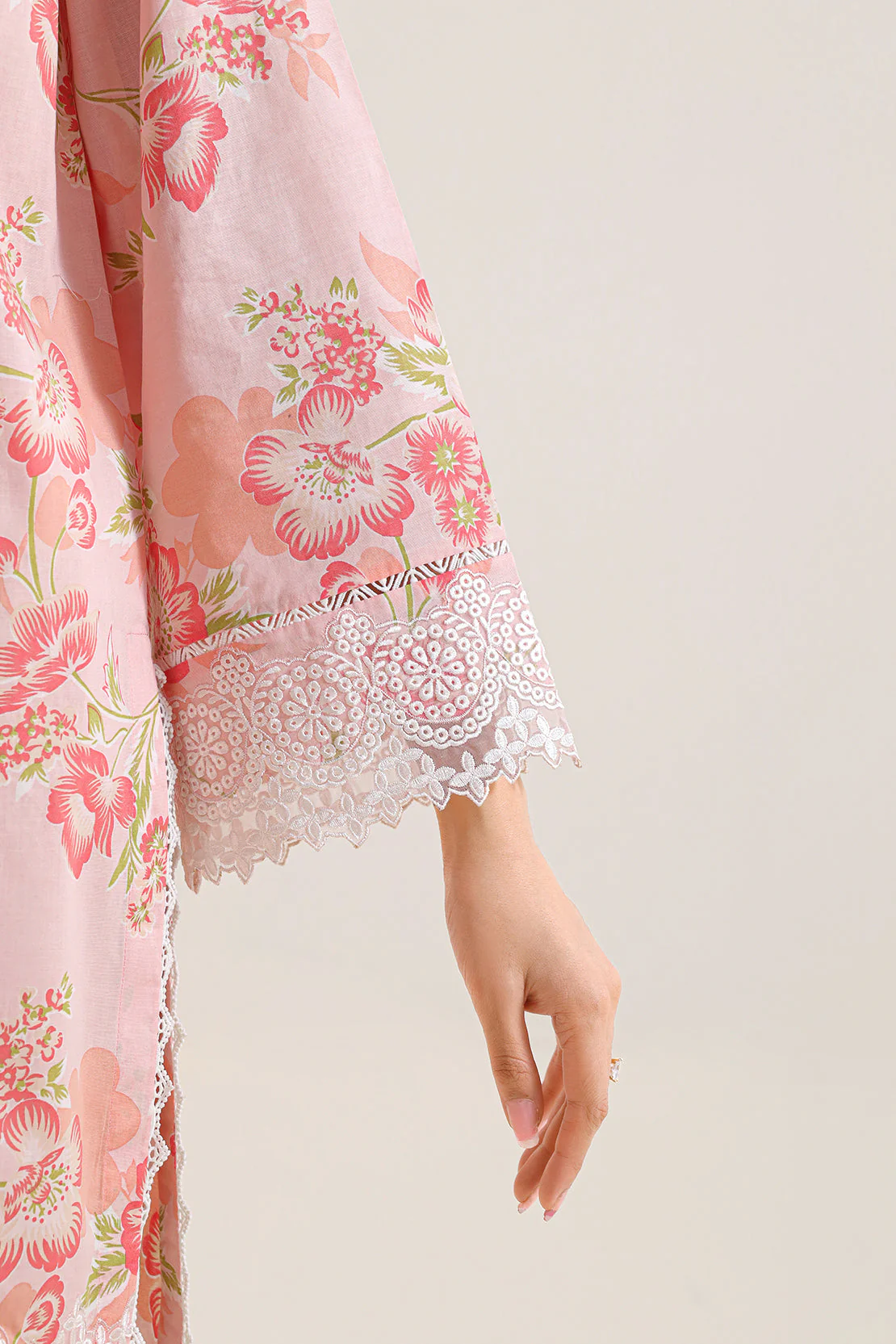 Unstitched Printed Embroidered Lawn 2 Piece (Shirt/Dupatta) - Image 4
