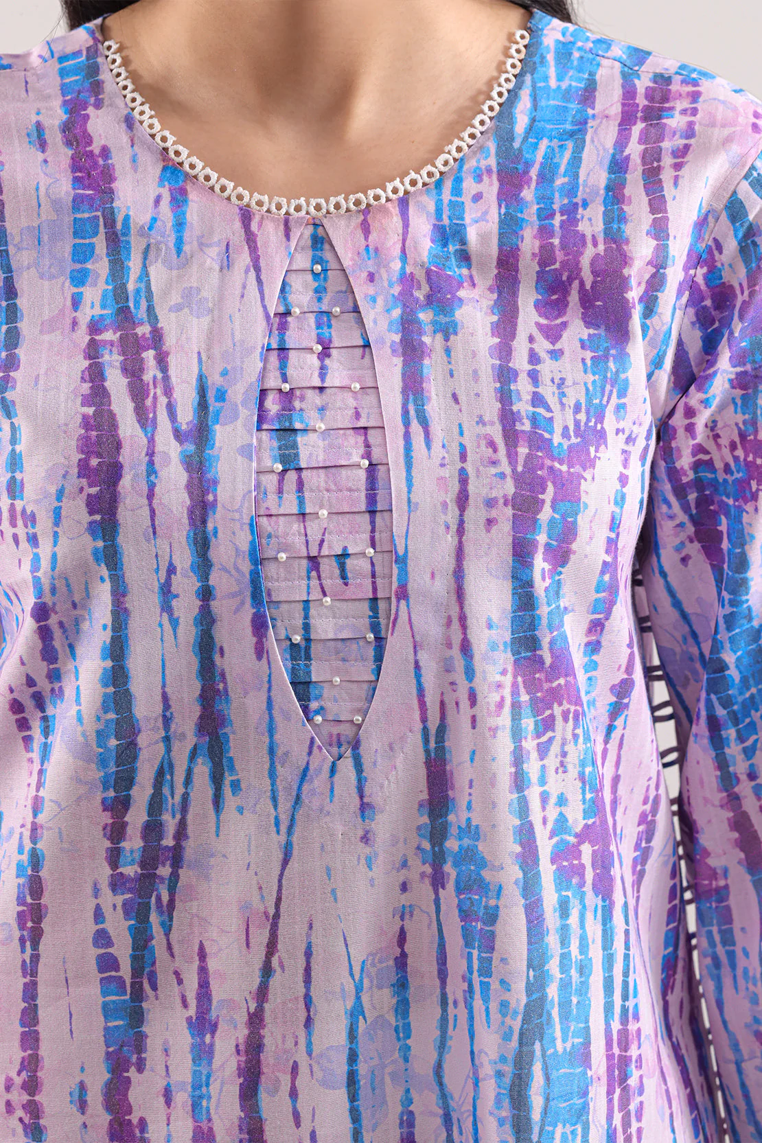 Unstitched Printed Embroidered Lawn 3 Piece - Image 4