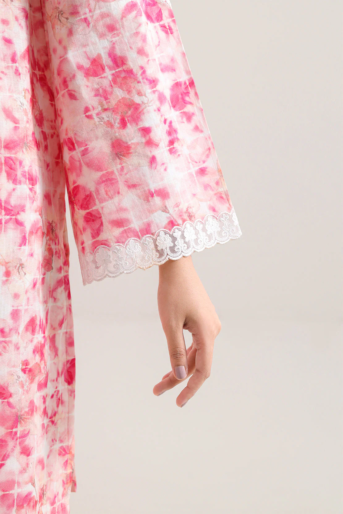 Unstitched Printed Embroidered Lawn 3 Piece - Image 3