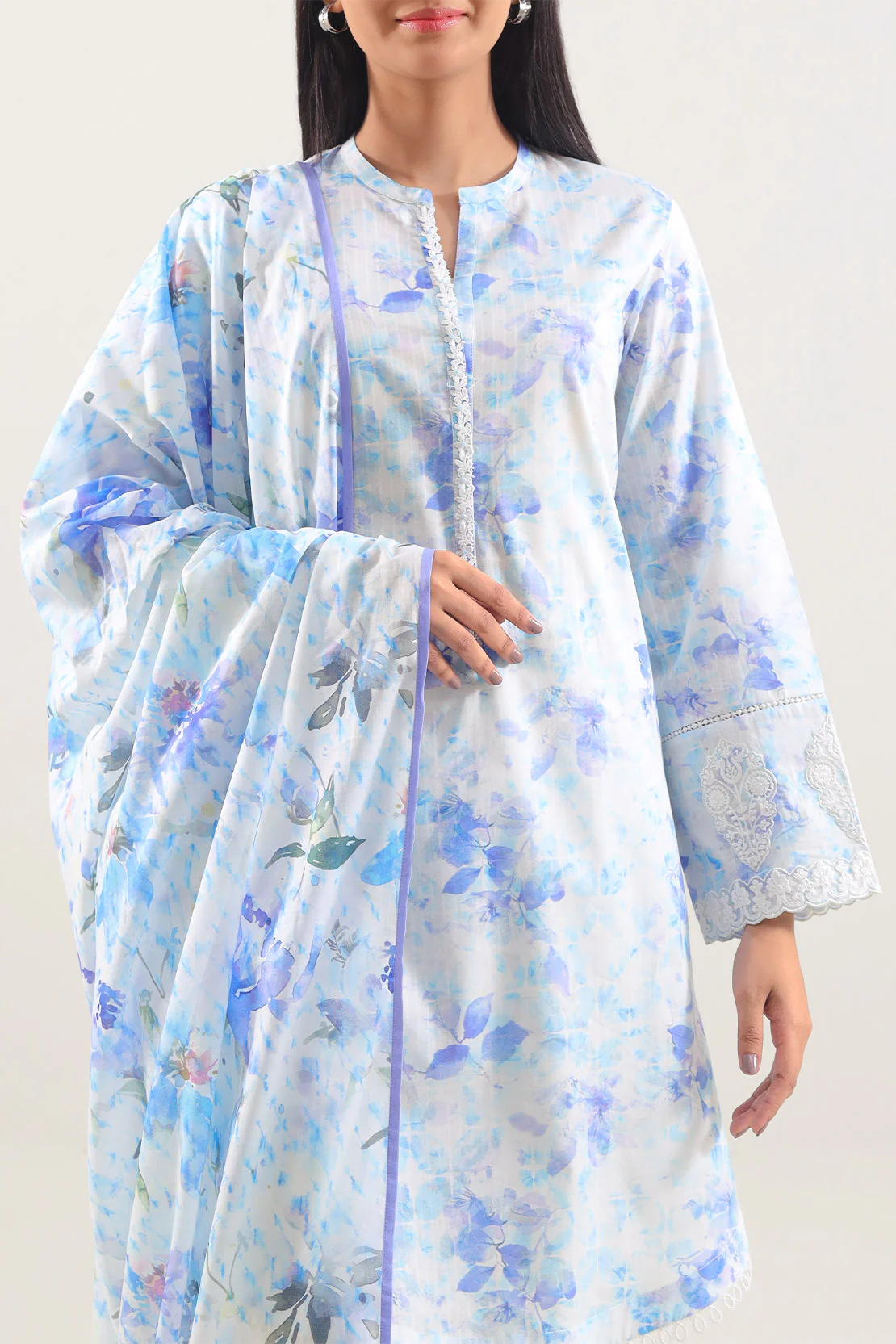 Unstitched Printed Embroidered Lawn 3 Piece - Image 6