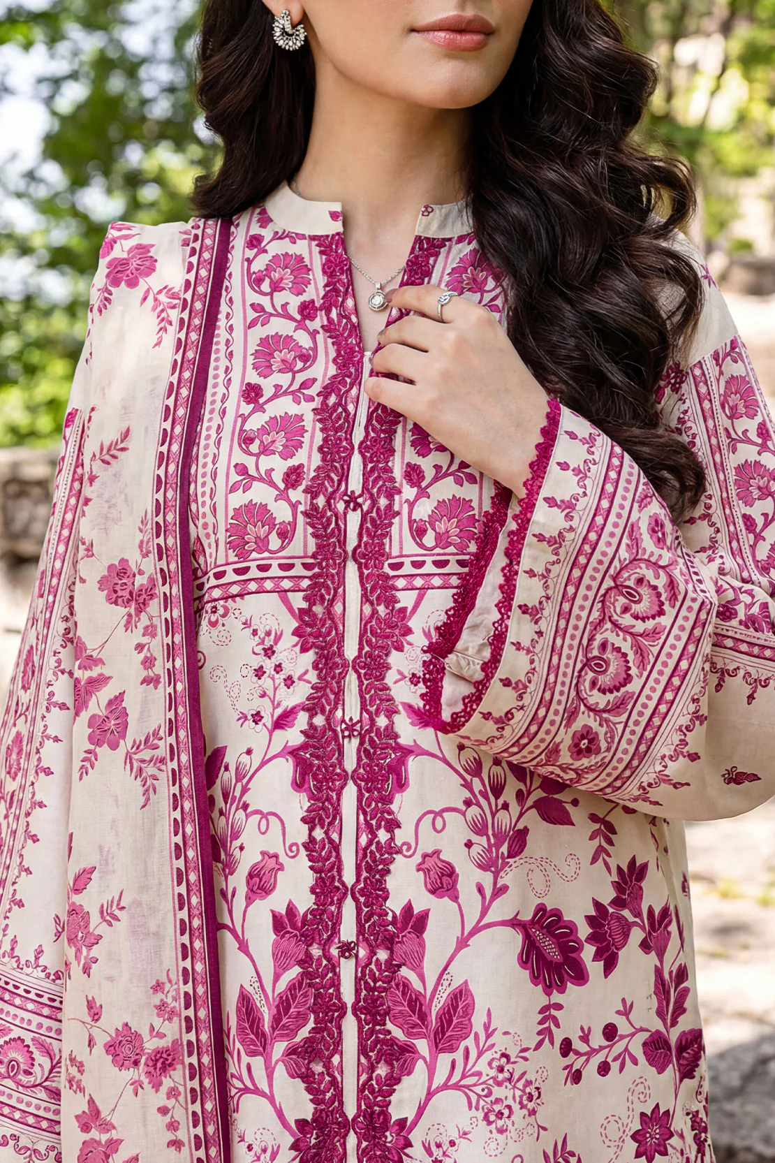 Unstitched Printed Embroidered Lawn 3 Piece - Image 3