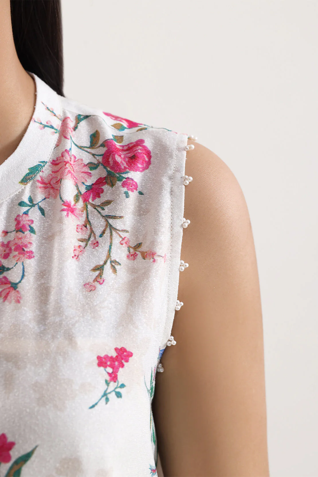 Unstitched Printed Karandi 3 Piece - Image 4