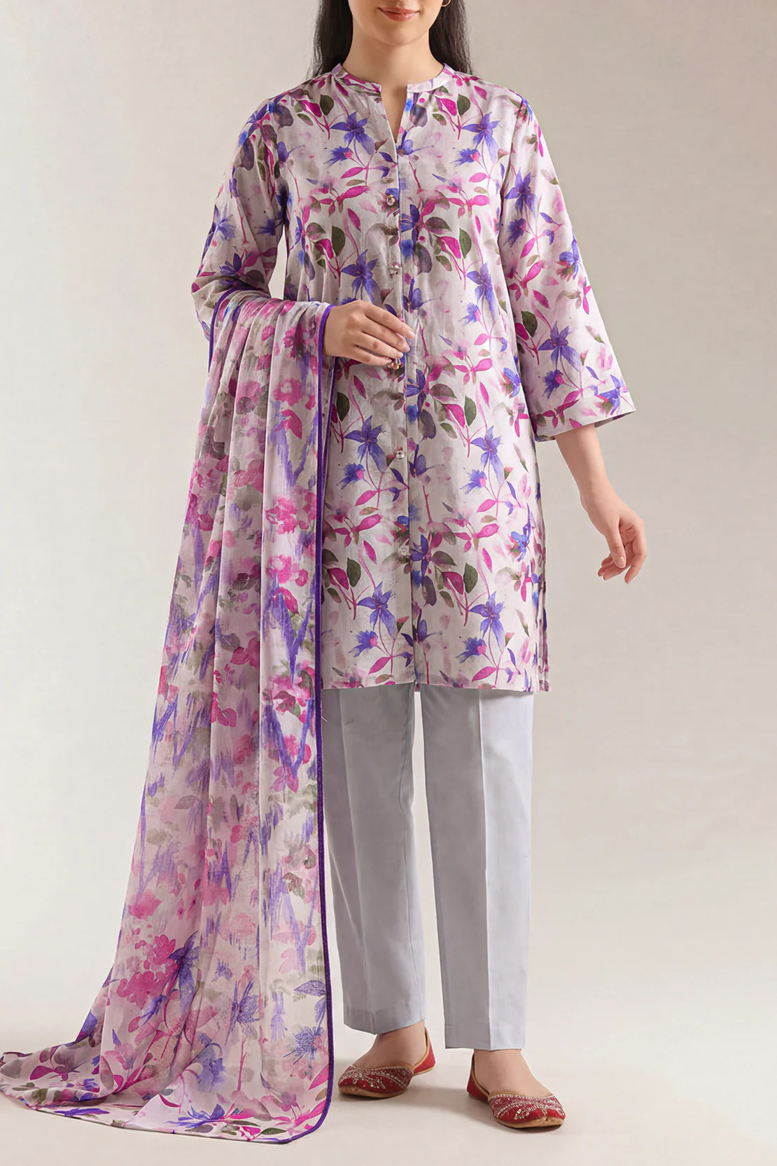 Unstitched Printed Karandi 3 Piece - Image 2