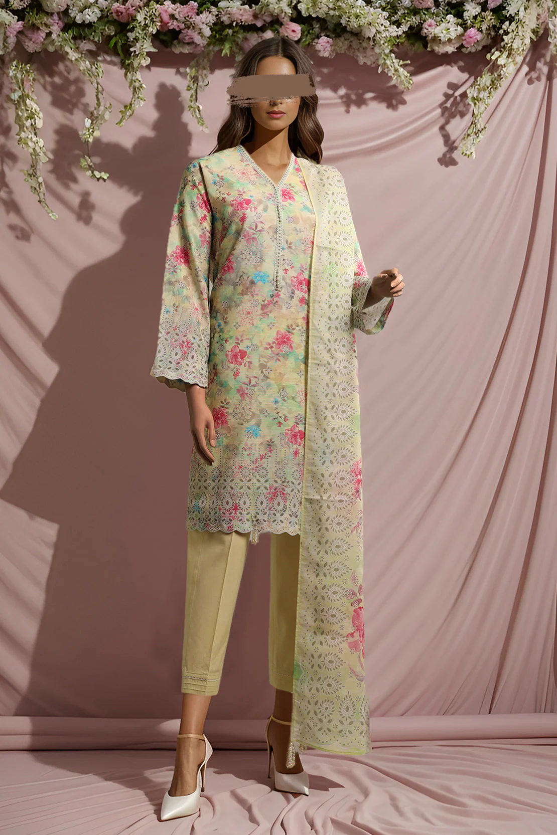 Unstitched Printed Khaddar 2 Piece (Shirt/Dupatta) - Image 2