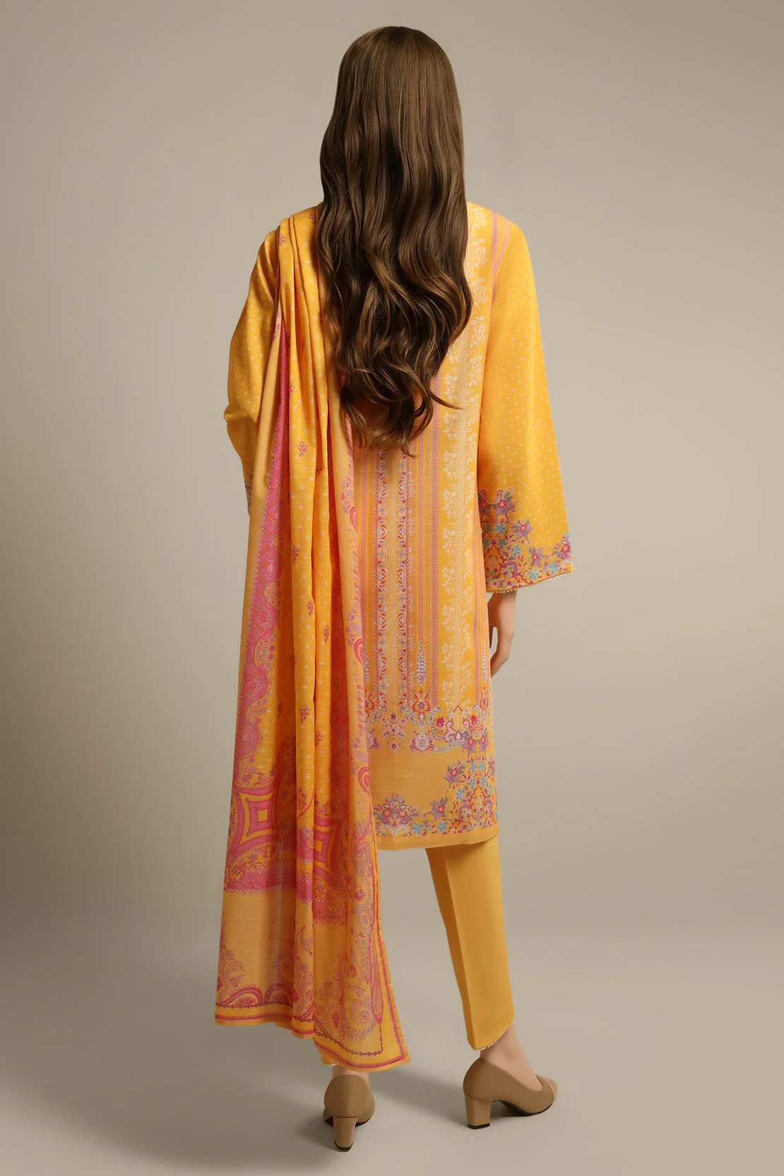 Unstitched Printed Khaddar 2 Piece (Shirt/Dupatta) - Image 2