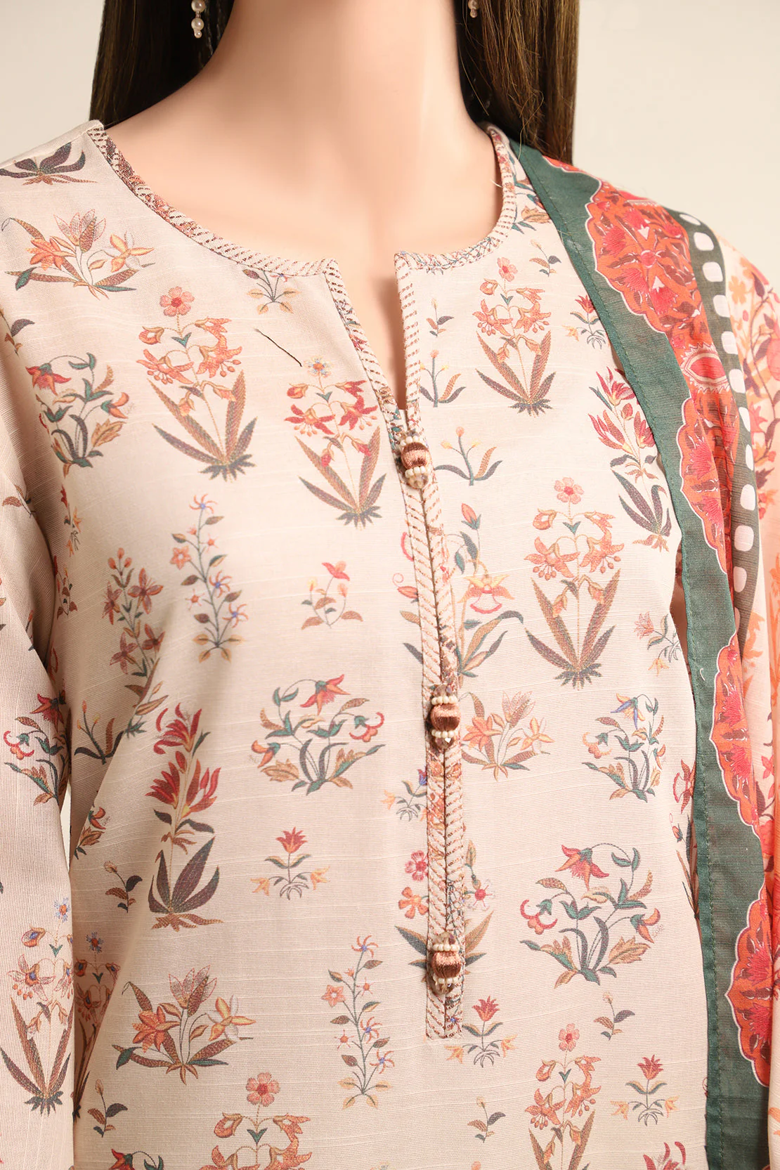 Unstitched Printed Khaddar 2 Piece (Shirt/Dupatta) - Image 2