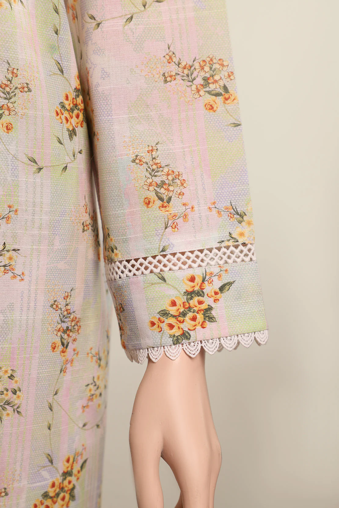 Unstitched Printed Khaddar 2 Piece (Shirt/Trouser) - Image 5