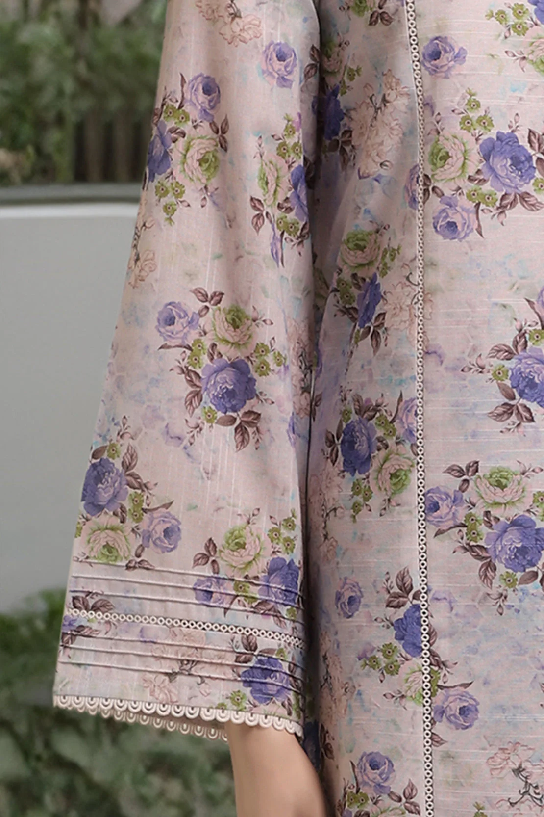 Unstitched Printed Khaddar 2 Piece (Shirt/Trouser) - Image 5