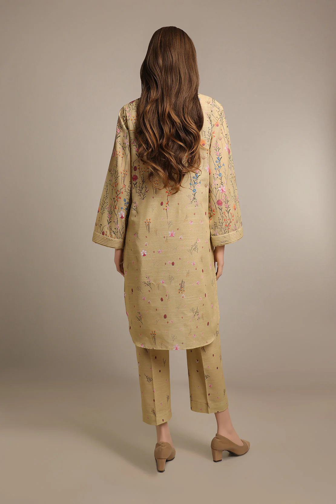 Unstitched Printed Khaddar 2 Piece (Shirt/Trouser) - Image 3