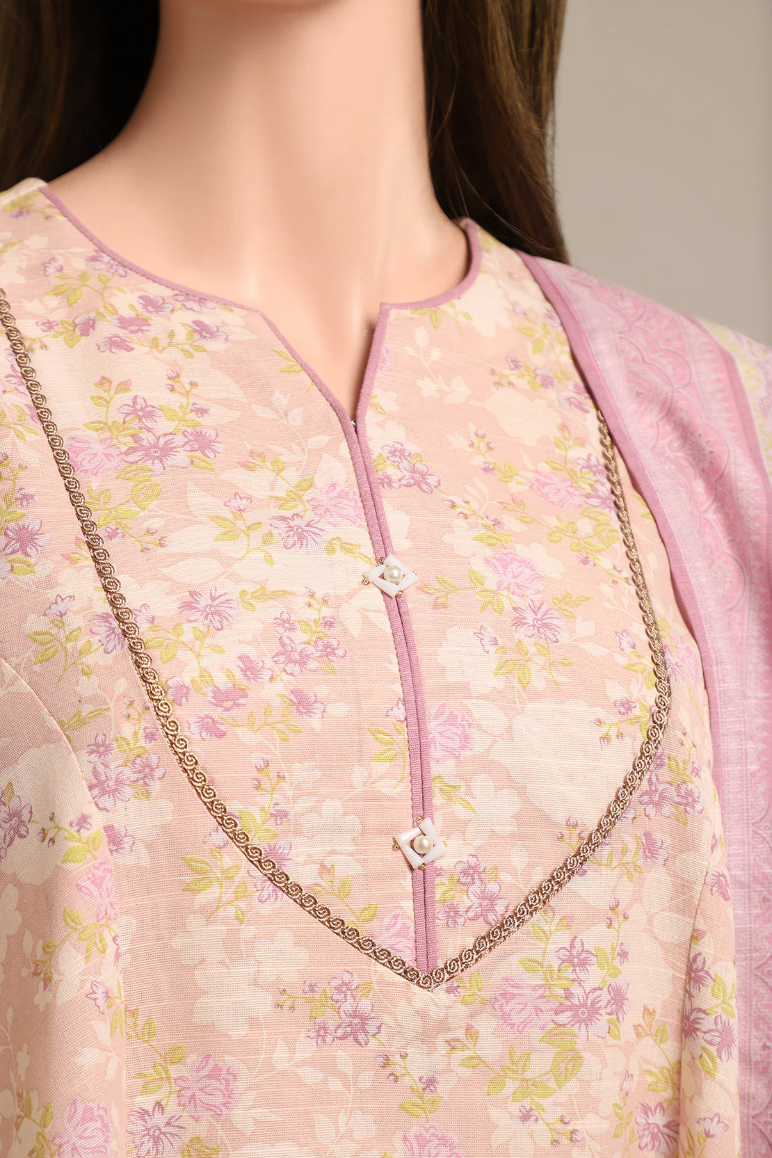 Unstitched Printed Khaddar 2 Piece (Shirt/Trouser) - Image 3