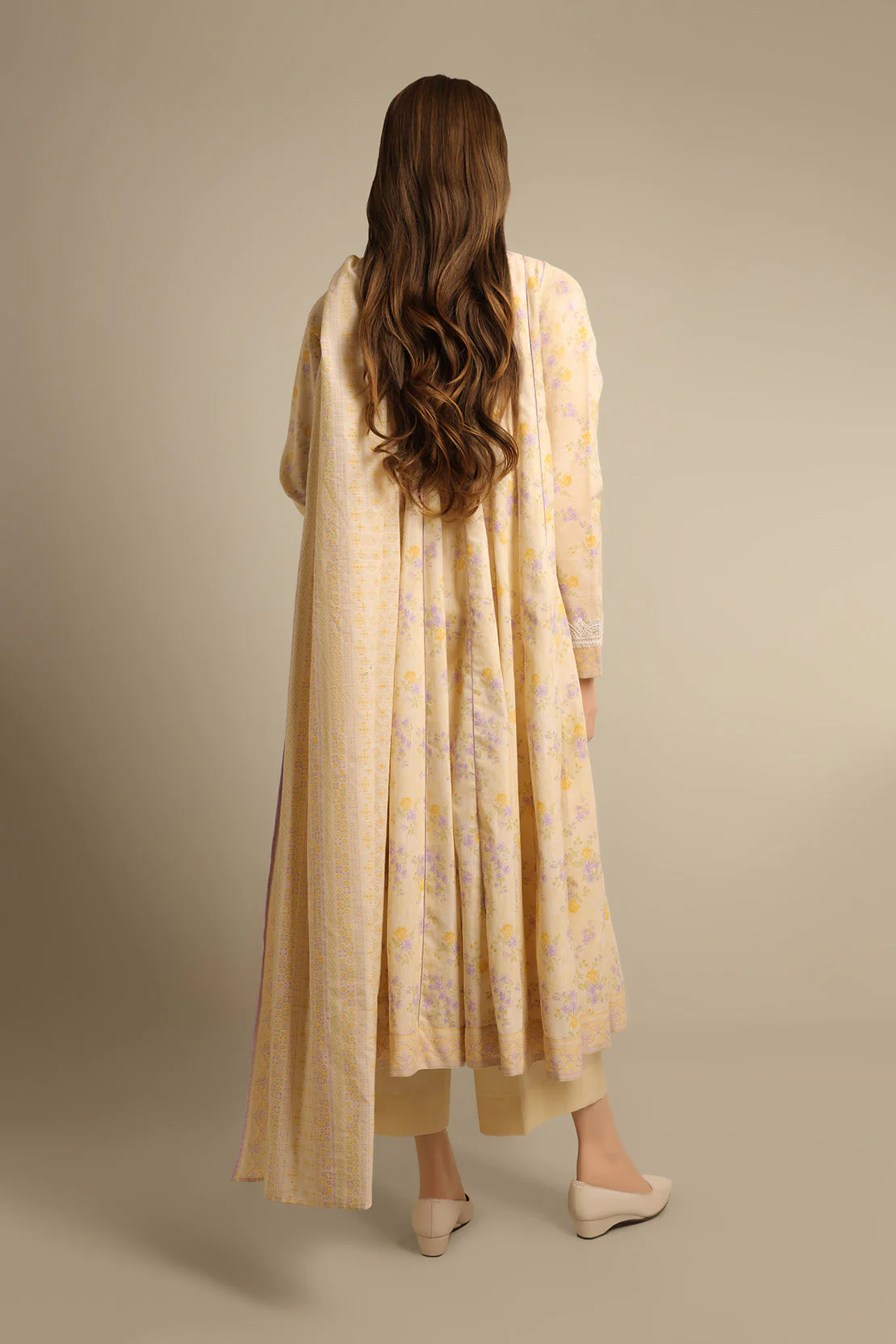 Unstitched Printed Khaddar 2 Piece (Shirt/Trouser) - Image 3