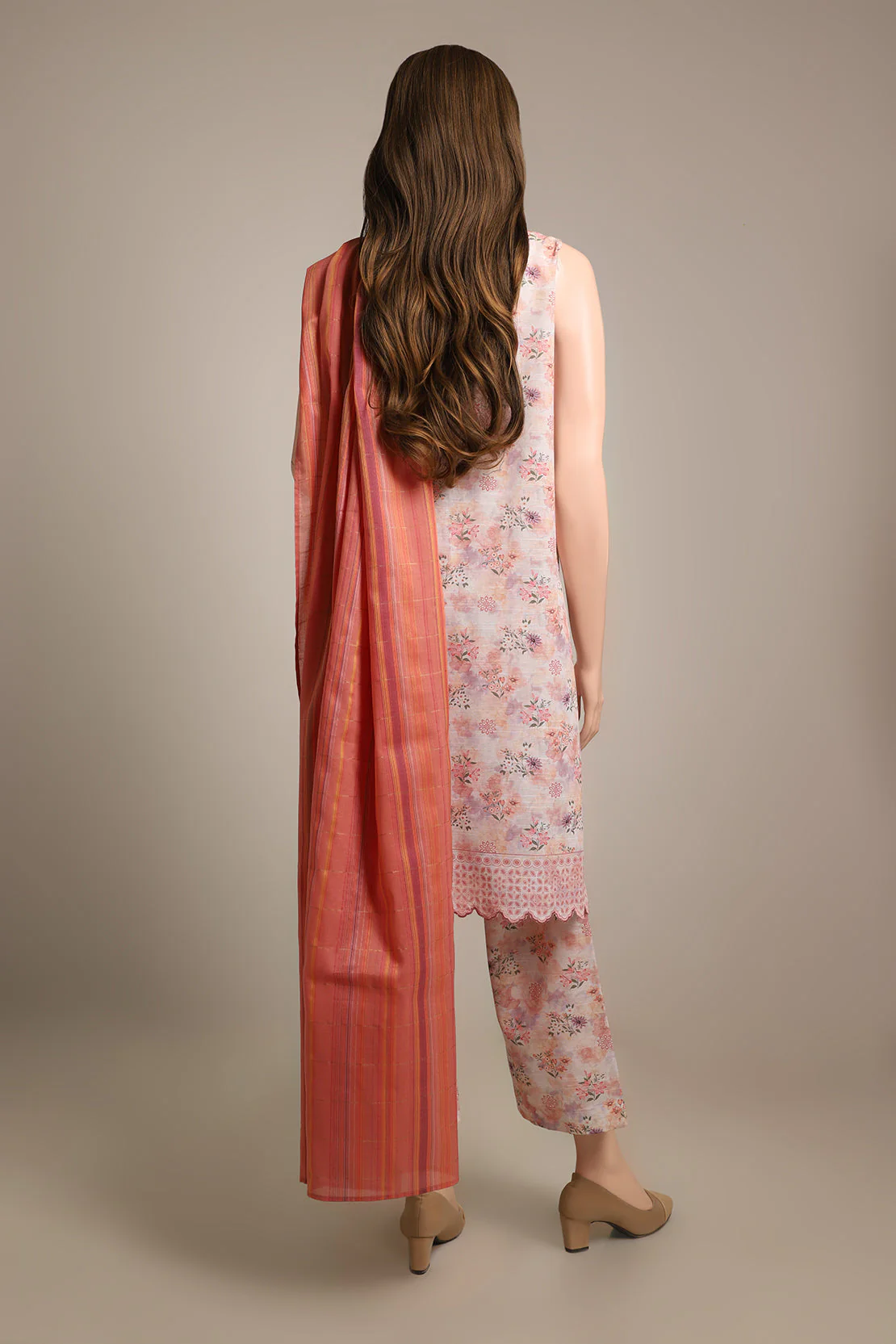 Unstitched Printed Khaddar 2 Piece (Shirt/Trouser) - Image 3