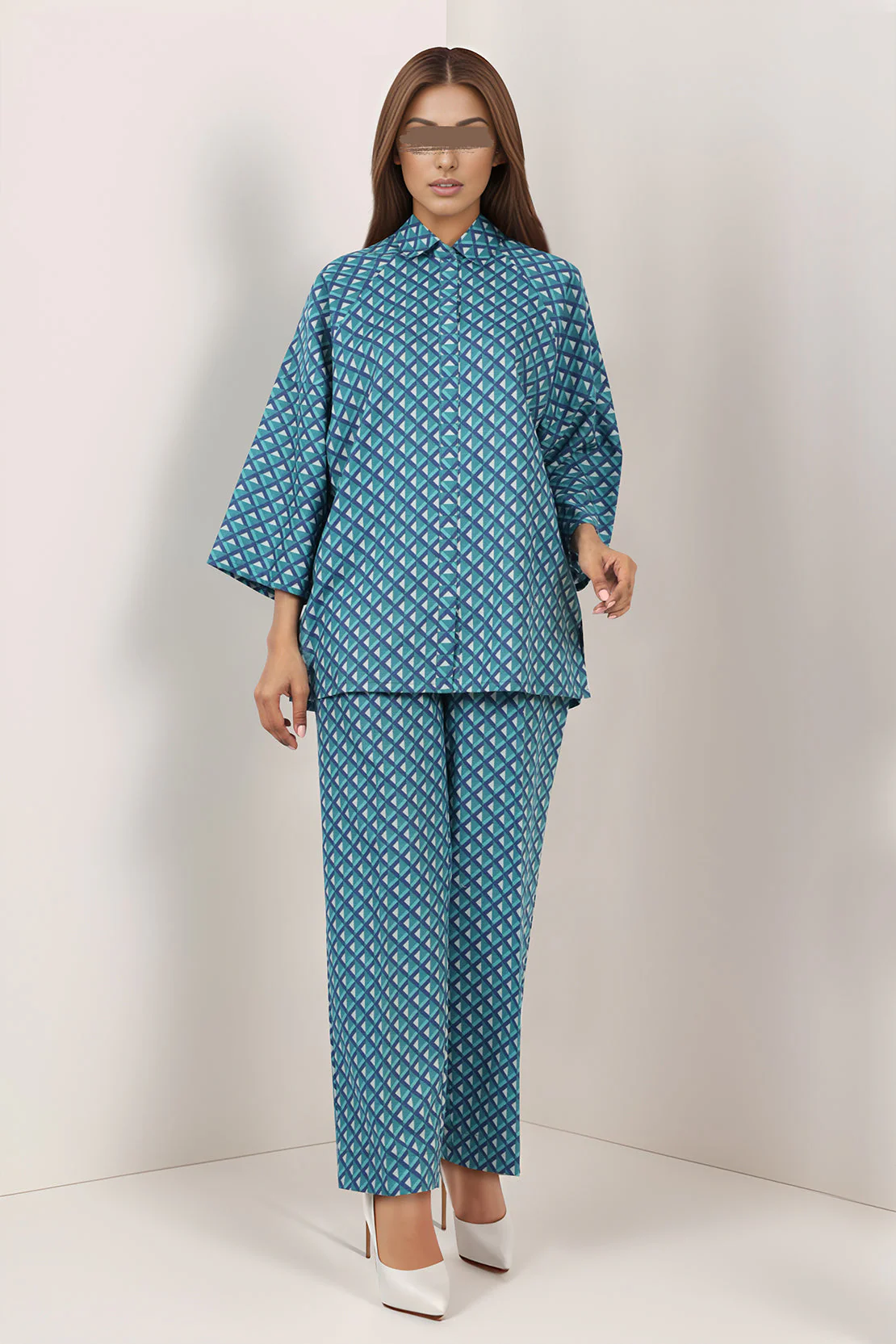 Unstitched Printed Cotton Khaddar 2 Piece (Shirt/Trouser) - Image 2