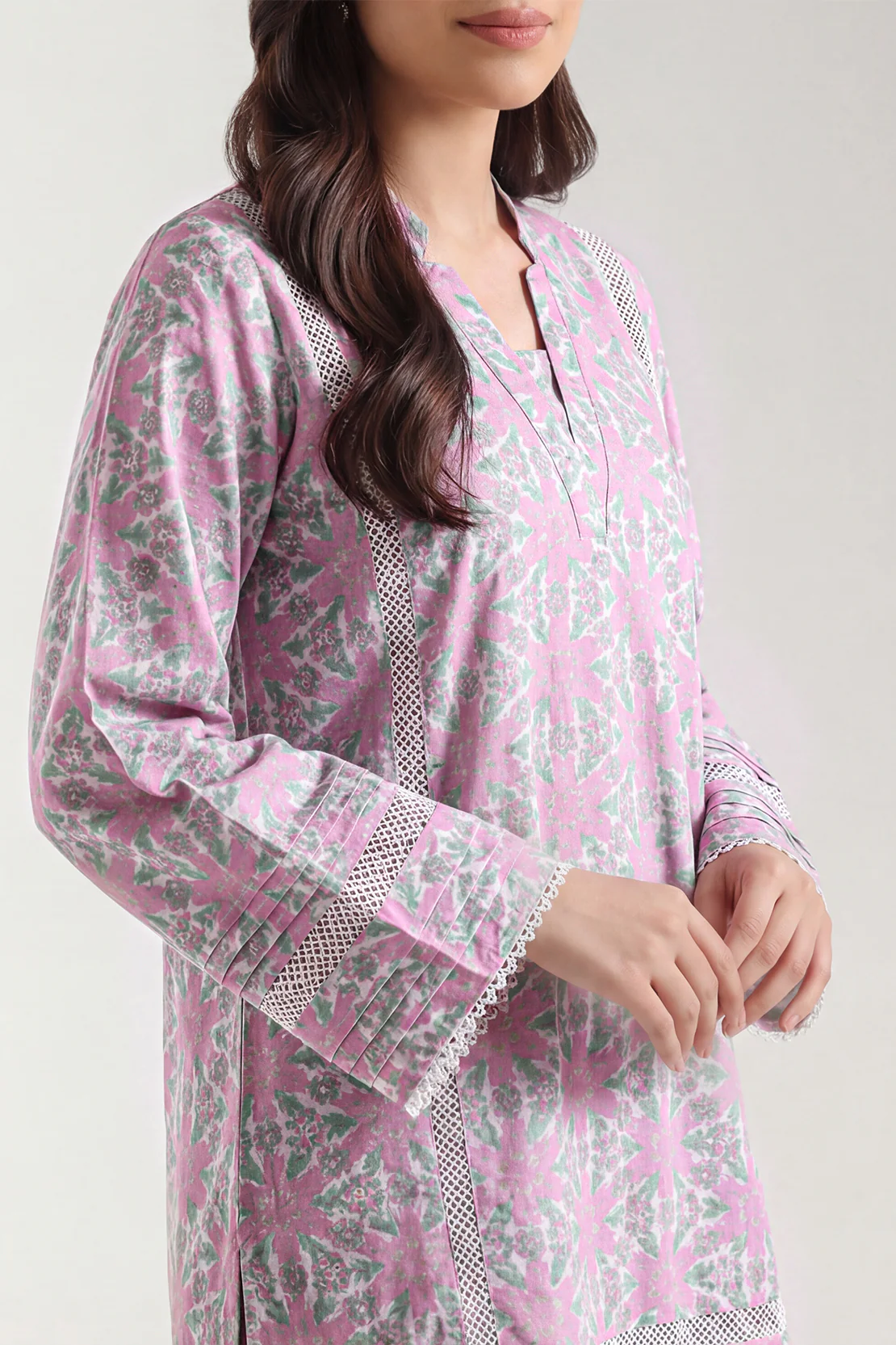 Unstitched Printed Khaddar 2 Piece (Shirt/Trouser) - Image 3