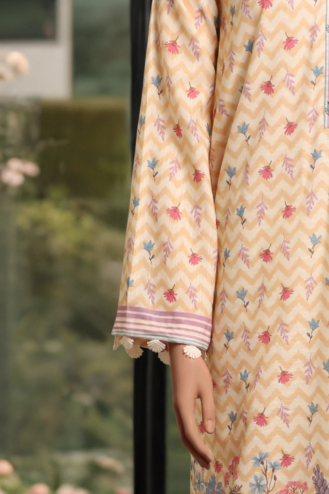 Unstitched Printed Khaddar Shirt - Image 4