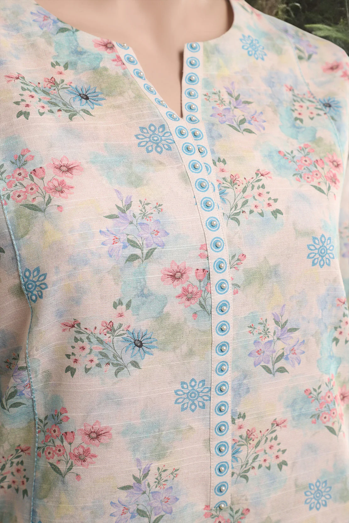 Unstitched Printed  Khaddar Shirt - Image 4